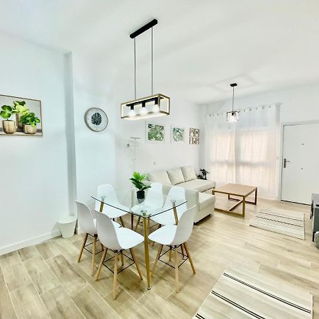 Puente Praga Aparment Apartment Madrid Exterior foto