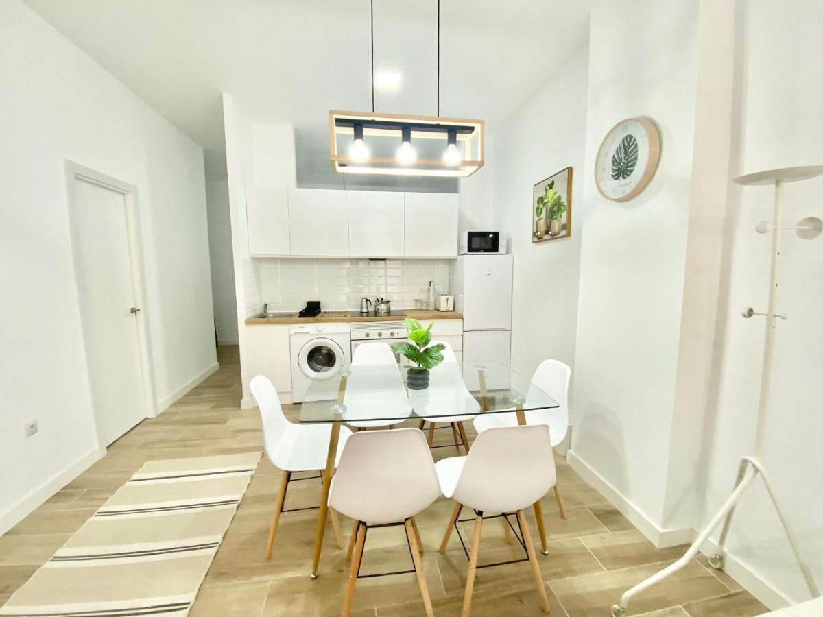 Puente Praga Aparment Apartment Madrid Exterior foto
