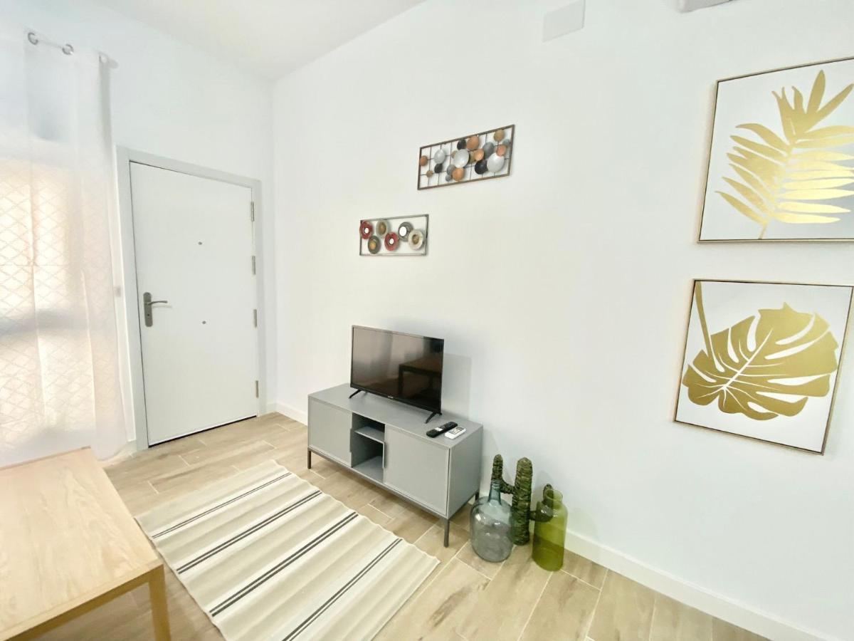 Puente Praga Aparment Apartment Madrid Exterior foto